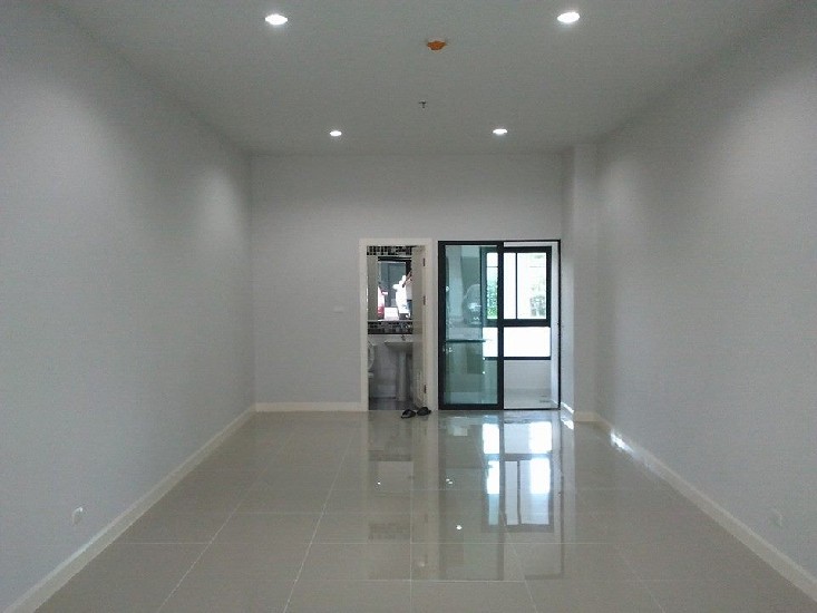 Shop for Sell/Rent Condo Regent Home 15 Changwattana