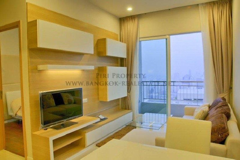 42nd Floor - Amazing View - Fully Furnished 821