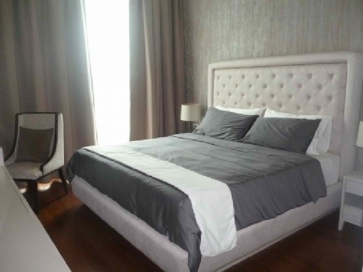  Quattro Condo for rent  near  BTS Thonglor around 600 m  2 bedroom  2 bathroom 