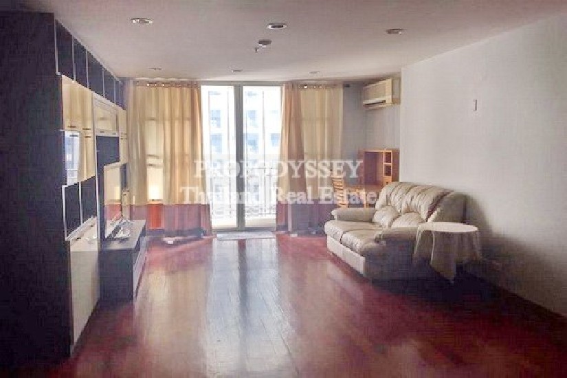 2 bedrooms for rent on Asoke Road  Worth for the money