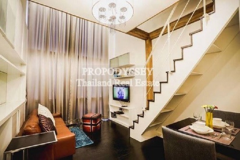 Duplex 1 bedroom condo for rent near Thonglor BTS Station