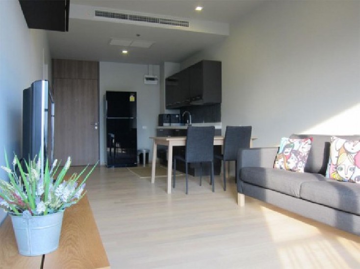  Noble Refine ,Condo for rent near BTS Phrom Phong , Price 50,000 bath / month 
