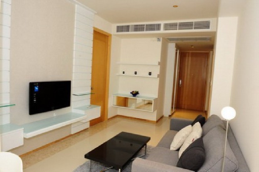Ҥ͹ Empire Place ,Condo for rent near BTS Chong Nonsi ,Price 30,000 bath / month 