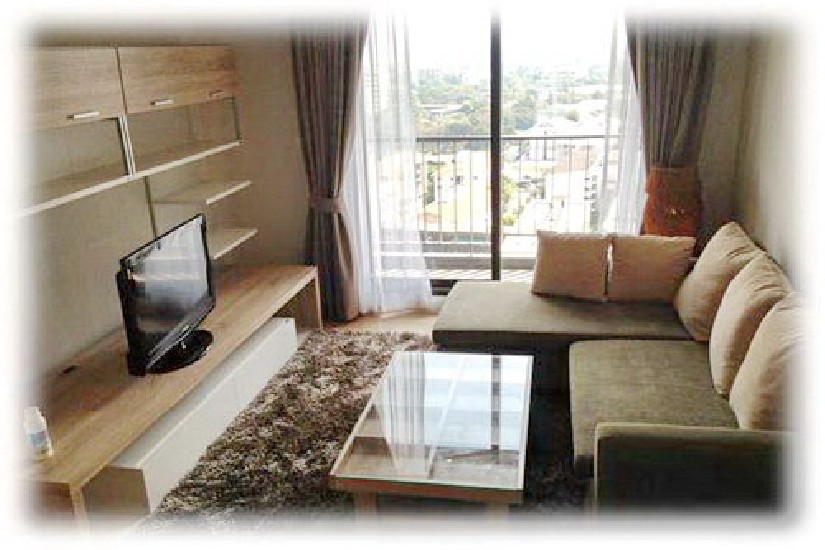 Nice decoration condo for rent on Suanplu alley 