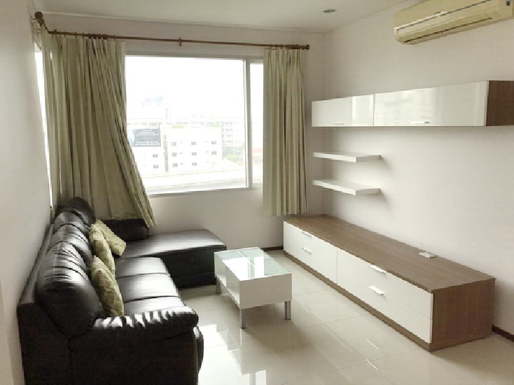 () FOR RENT VILLA SATHORN / 1 bed / 58 Sqm.**20,000** Fully Furnished With Washer. Nic