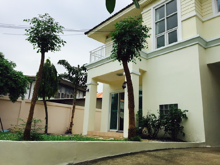 House for rent in Thonglor-Rama 4 close to Suk 36 45K ONLY!!! WOW!!!