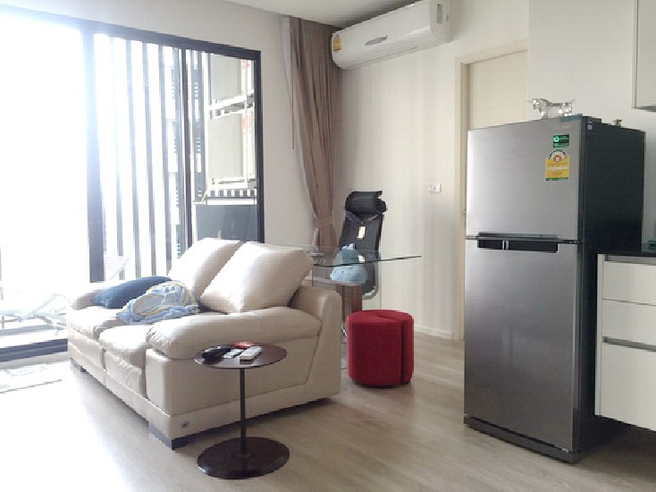 () FOR SALE QUINN RATCHADA 17 / 1 bed / 45 Sqm.**6.4 MB** Fully Furnished. POOL VIEW. C