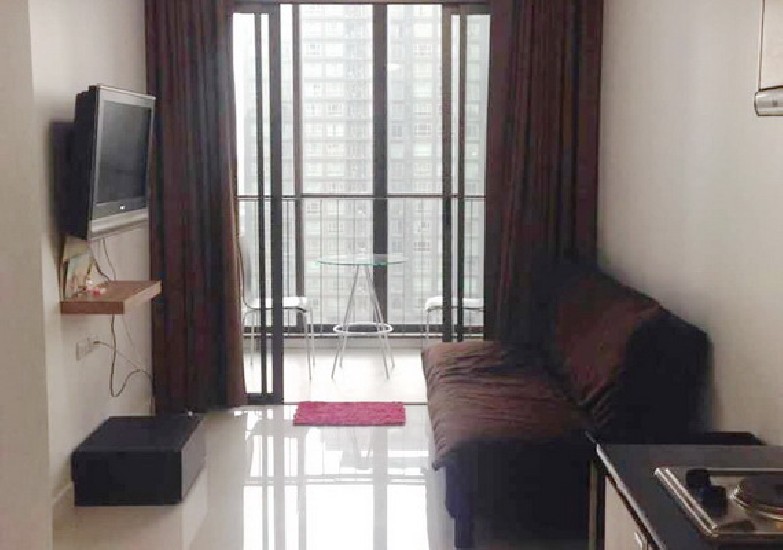 () FOR RENT IDEO SATHORN-TAKSIN / 1 bed / 35 Sqn.**14,000** Fully Furnished With Washe