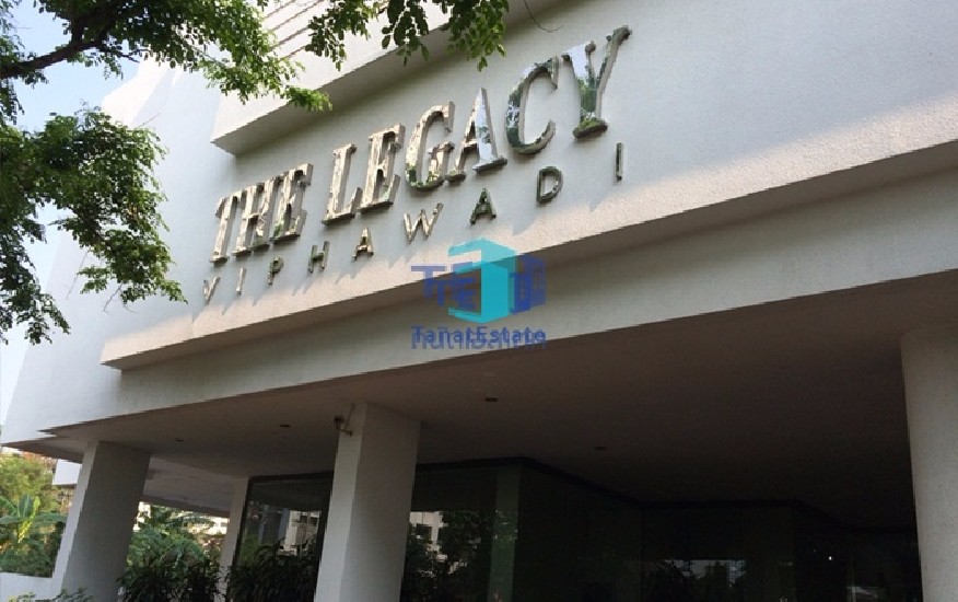 ¤͹ The Legacy Ǵ(  šҫ)  24  MRT  shopping mall