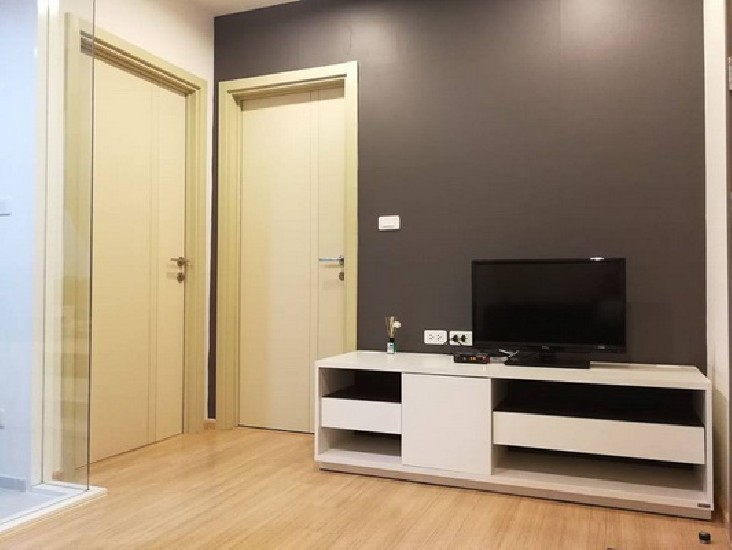 () FOR SALE THE BASE RAMA 9 / 1 bed / 30 Sqm.**2.6 MB** Fully Furnished. Modern Decorat