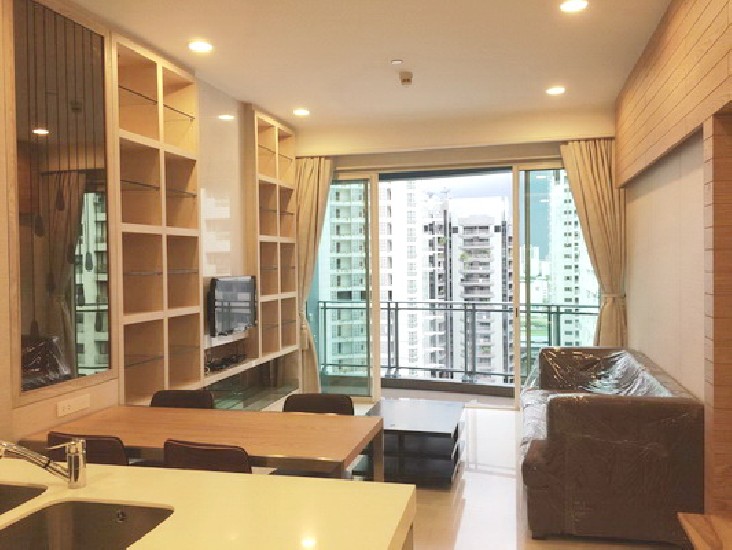 () FOR RENT Q HOUSE LANGSUAN / 2 beds 2 baths / 93 Sqm.**80,000** Fully Furnished With