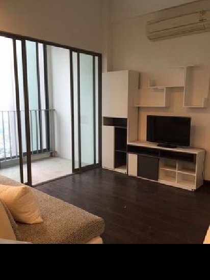 () FOR RENT IDEO Q PHAYATHAI / 1 BED DUPLEX / 60 Sqm.**35,000** Fully Furnished. High 