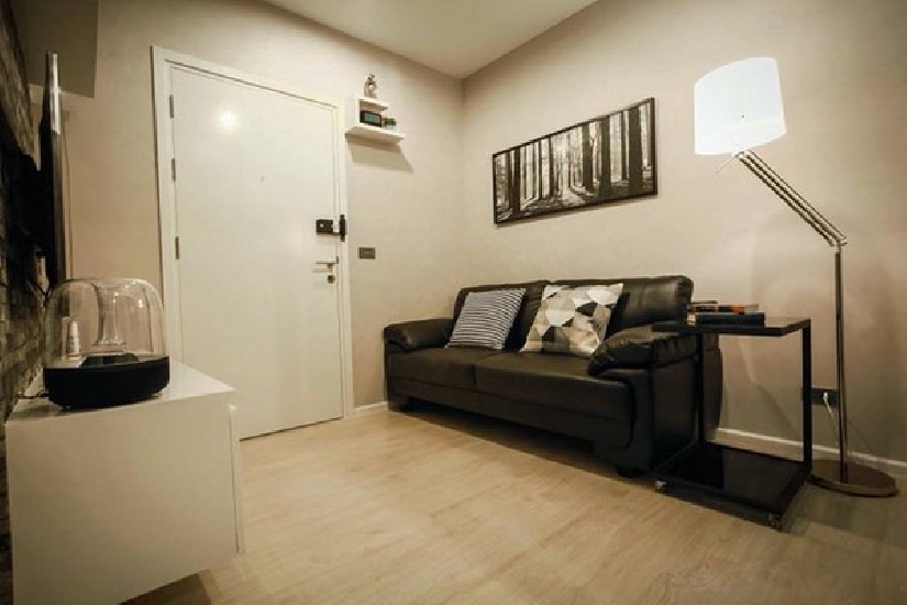 () FOR RENT ASPIRE SATHORN-THAPRA / 1 bed / 27 Sqm.**14,000** Fully Furnished. High Fl