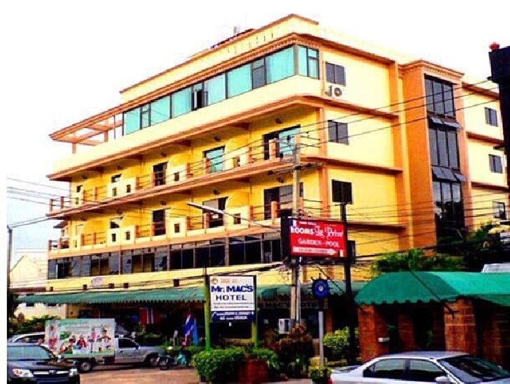 Coffee shop/Thai-Europe restaurant for rent on 1st fL of Mr.Mac s Hotel