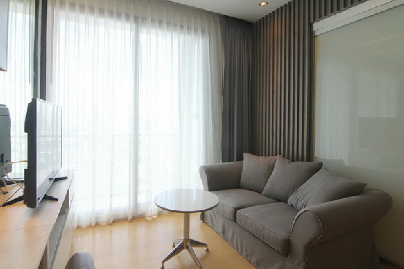 () FOR RENT EQUINOX PHAHOL-VIPHA / 1 bed / 38 Sqm.**22,000** Fully Furnished. High Flo