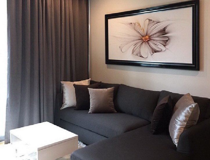 () FOR RENT WIND SUKHUMVIT 23 / 1 bed / 50 Sqm.**30,000** Fully Furnished. POOL VIEW. 
