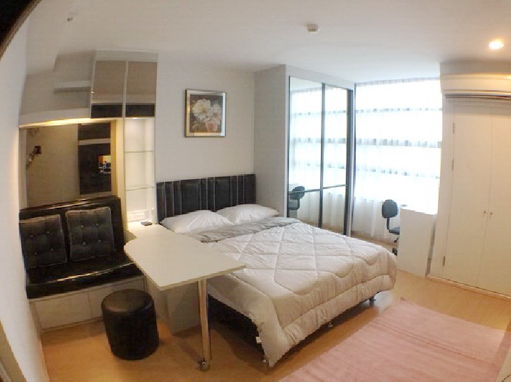 () FOR RENT THE ALCOVE 10 / Studio / 32 Sqm.**18,000** Fully Furnished. Amazing Decora