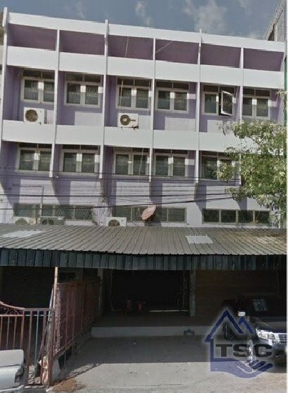 3-storey commercial building for rent, 2 bridges across Krungthep Kreetha Road, 360 sq.m.,