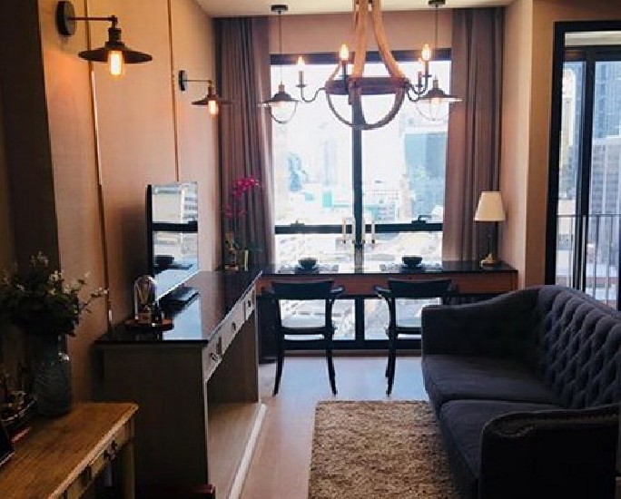 () FOR RENT ASHTON CHULA-SILOM / 1 bed / 32 Sqm.**30,000** Modern Decorated. Fully Fur