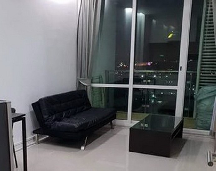 () FOR RENT TC GREEN RAMA 9 / 1 bed / 38 Sqm.**16,000** Fully Furnished With Washer. H