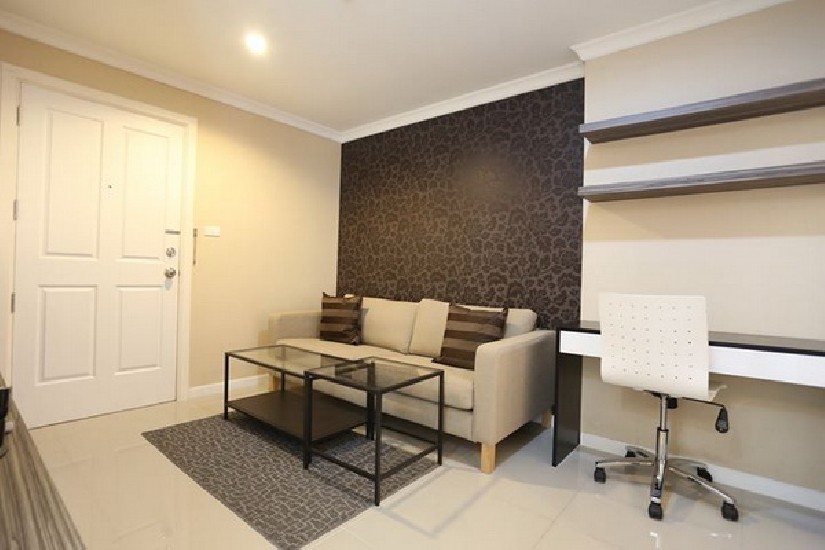 () FOR RENT LUMPINI PLACE RAMA 9-RATCHADA / 1 bed / 37 Sqm.**14,000** Fully Furnished.