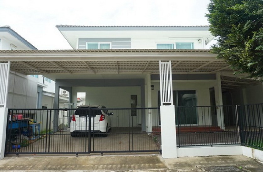 () FOR RENT CHAIYAPRUK BANGYAI / 3 beds 3 baths / 67 Sqw.**20,000** Partly Furnished. 