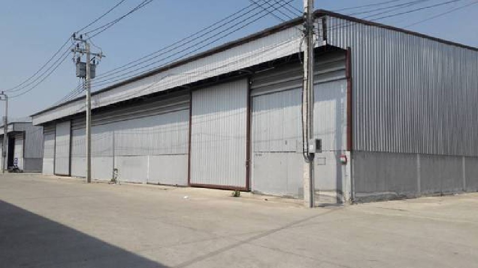 For rent Warehouse 1000+Sqm Only 110 per Sq.m Srinakarin near central-Bangna  For rent loc