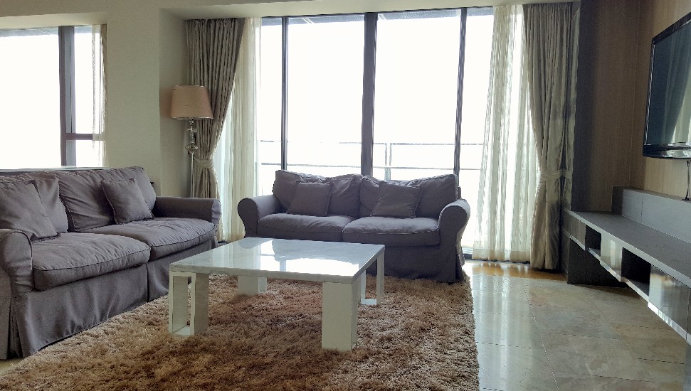 For Rent 190Sqm at The Met 3 Bedrooms city view Fully Furnished   - 3 bedrooms  - 4Xth fl.