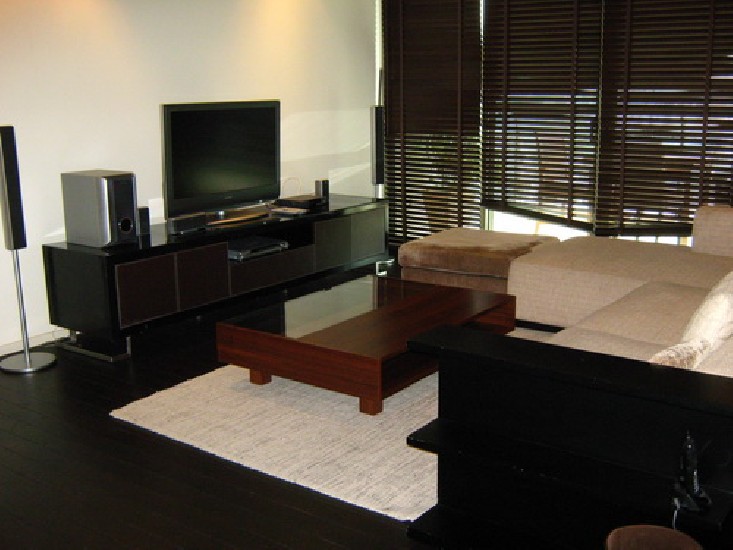 The Lakes, High Floor Apartment conveniently located on Sukhumvit Soi 16  - A four-minute 