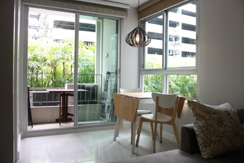 Condo for Rent The Clover Thonglor Completely renovated 1-bedroom 