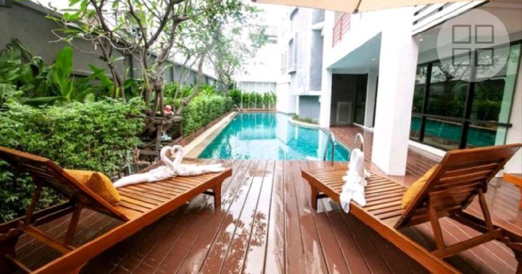 For Sale or Take-over Newly renovated Hotel / Khaosan  10 mins 2 buildings 