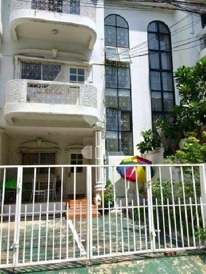 For Rent ǹ 3  鹷 18  Ҵ 84 зͿ  