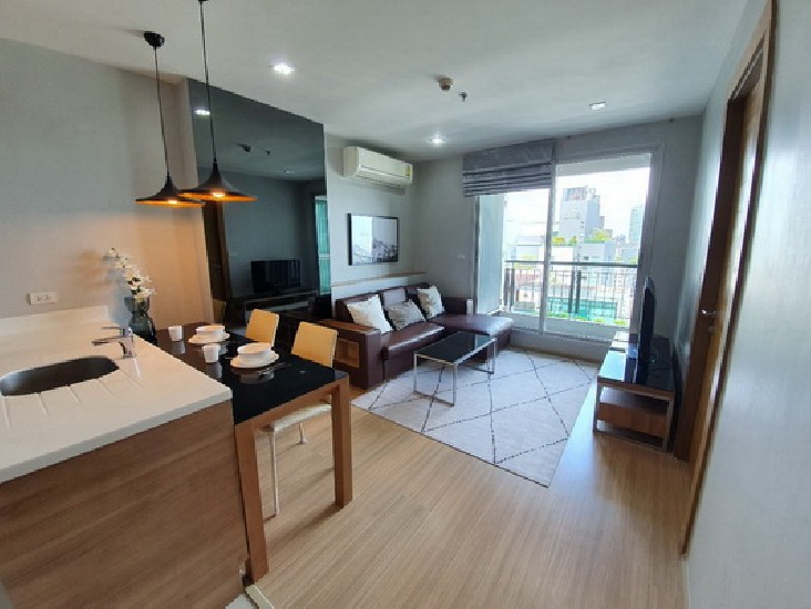 () FOR RENT RHYTHM HUAIKWANG / 1 bedroom / 42 Sqm.**23,000** Fully Furnished. 