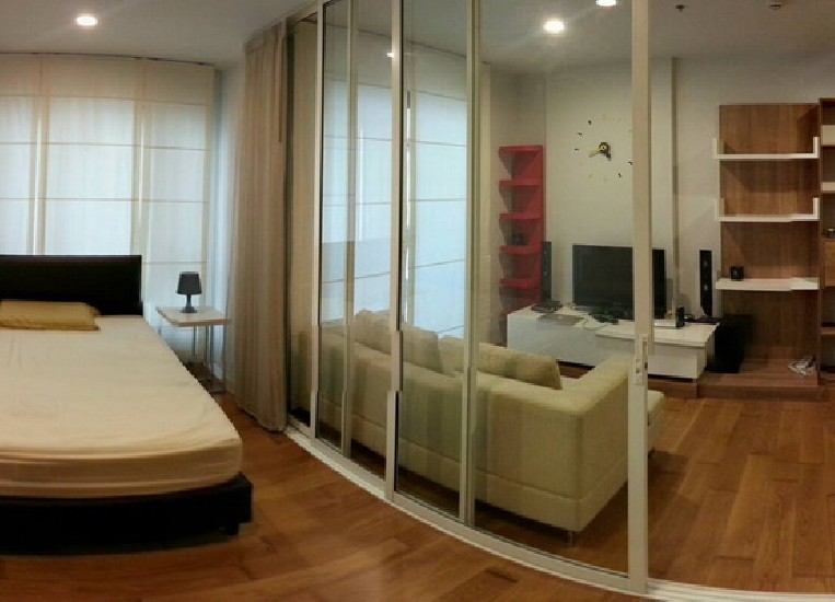 () FOR RENT THE VERTICAL AREE / 1 bedroom / 41 Sqm.**24,500** Fully Furnished. 