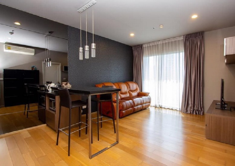 () FOR RENT HIVE SATHORN / 1 bedroom / 50 Sqm.**22,000** Amazing Decorated. 