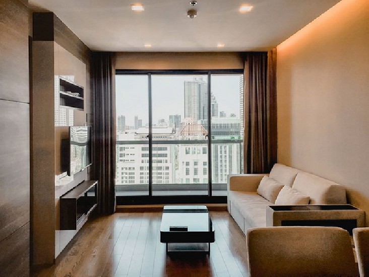 () FOR RENT THE ADDRESS SATHORN / 2 beds 2 baths / 78 Sqm.**50,000** Amazing Decorated