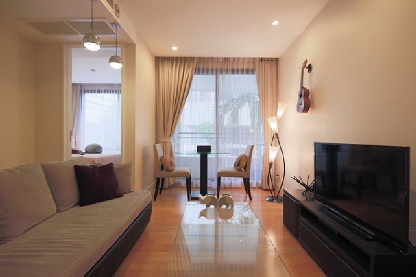 () FOR RENT COLLEZIO SATHORN-PIPAT / 1 bedroom / 45 Sqm.**27,000** Fully Furnished. 