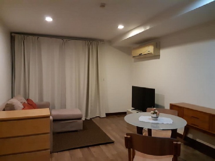 () FOR RENT PROM PHAHONYOTHIN / 1 bedroom / 42 Sqm.**12,000** Fully Furnished. 