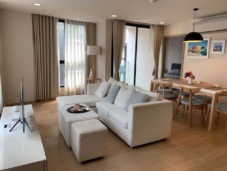 () FOR RENT LIV@49 CONDOMINIUM / 3 beds 2 baths / 95 Sqm.**68,000** Fully Furnished.