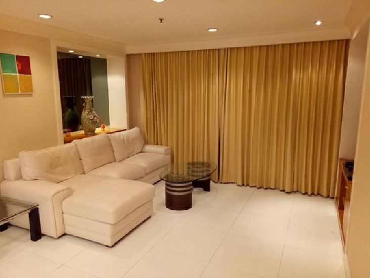 () FOR RENT REGENT ROYAL PLACE 1 / 1 bedroom Plus / 84 Sqm.**36,000** Nice Decorated. 