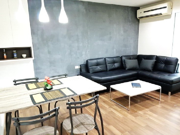 () FOR RENT THE ROOM SUKHUMVIT 79 / 2 beds 1 bath / 60 Sqm.**20,000** Nice Decorated. 