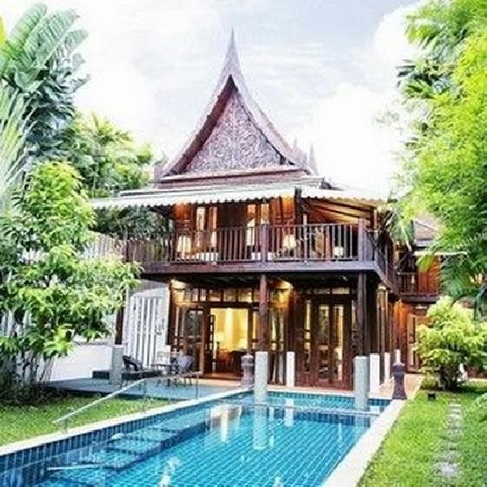  ให้เช่าบ้านเดี่ยว2ชั้น บ้านทรงไทย ย่านสุขุมวิท101/1 อุดมสุข พร้อมสระว่ายน้ำระบบเกลือ