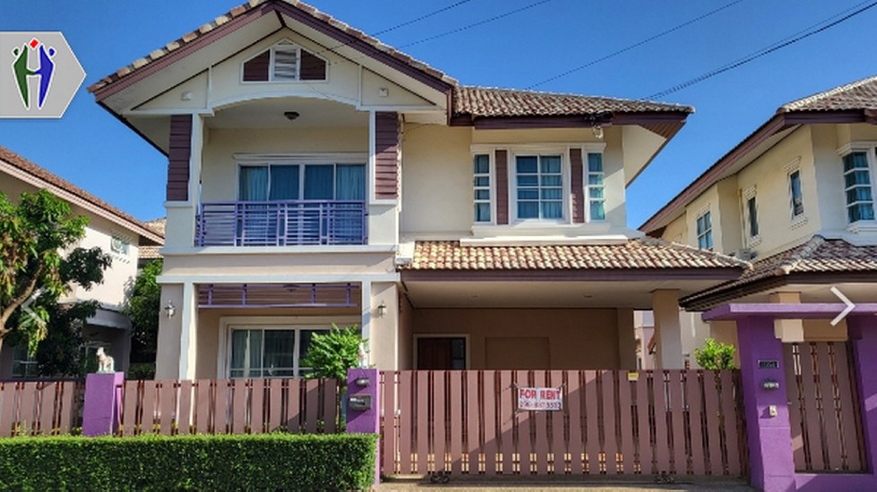 Single House 2 Storys for Rent Central pattaya Free!! Pool and Gym