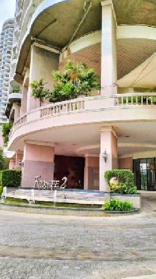  ͹ 2 beds 2 baths 3 balcony 1 storage 1 maid 1 kitchen 1 living 1 car park Supalai C