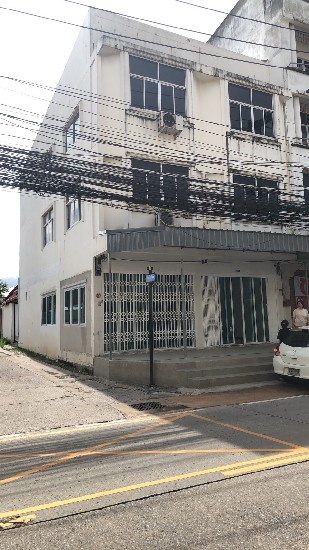 To Rent/Sales Commercial Building 2 attached units with car parking in the middle of Khon 