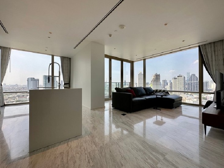 River view condo  for sale at Four Seasons Private Residences
