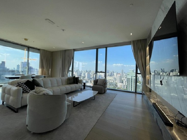 Condo For rent The Strand Thonglor Condo, 3 bedrooms, 3 bathrooms   ***Recommend***