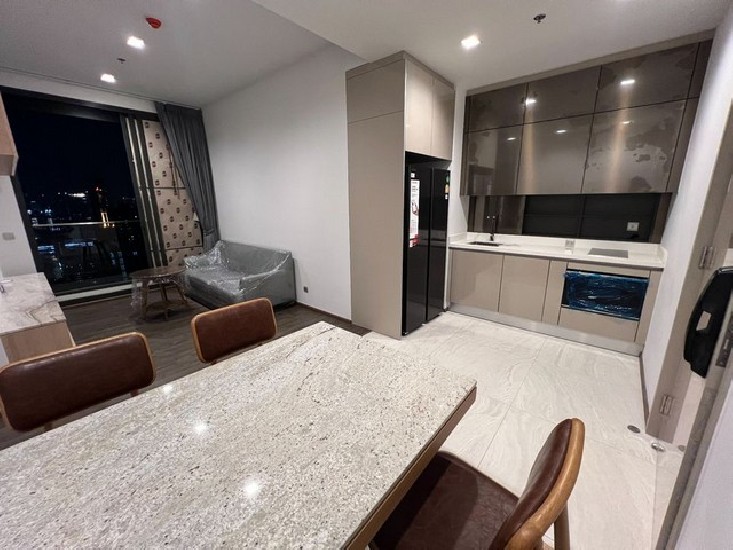 Condo For rent The Address siam-ratchathewi 2 Beds, 2Baths  ***The best price guarantee***