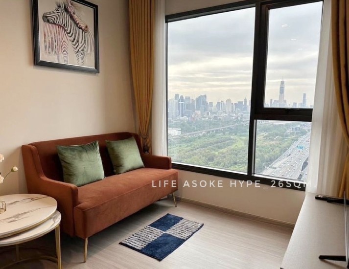  ͹ new room for rent Life Asoke Hype : ſ ȡ λ 26 . studio type close to M