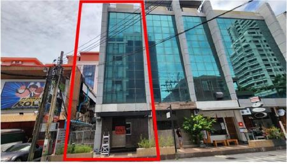P33SR2309001 Prime Commercial Building located at Thonglor Soi 13